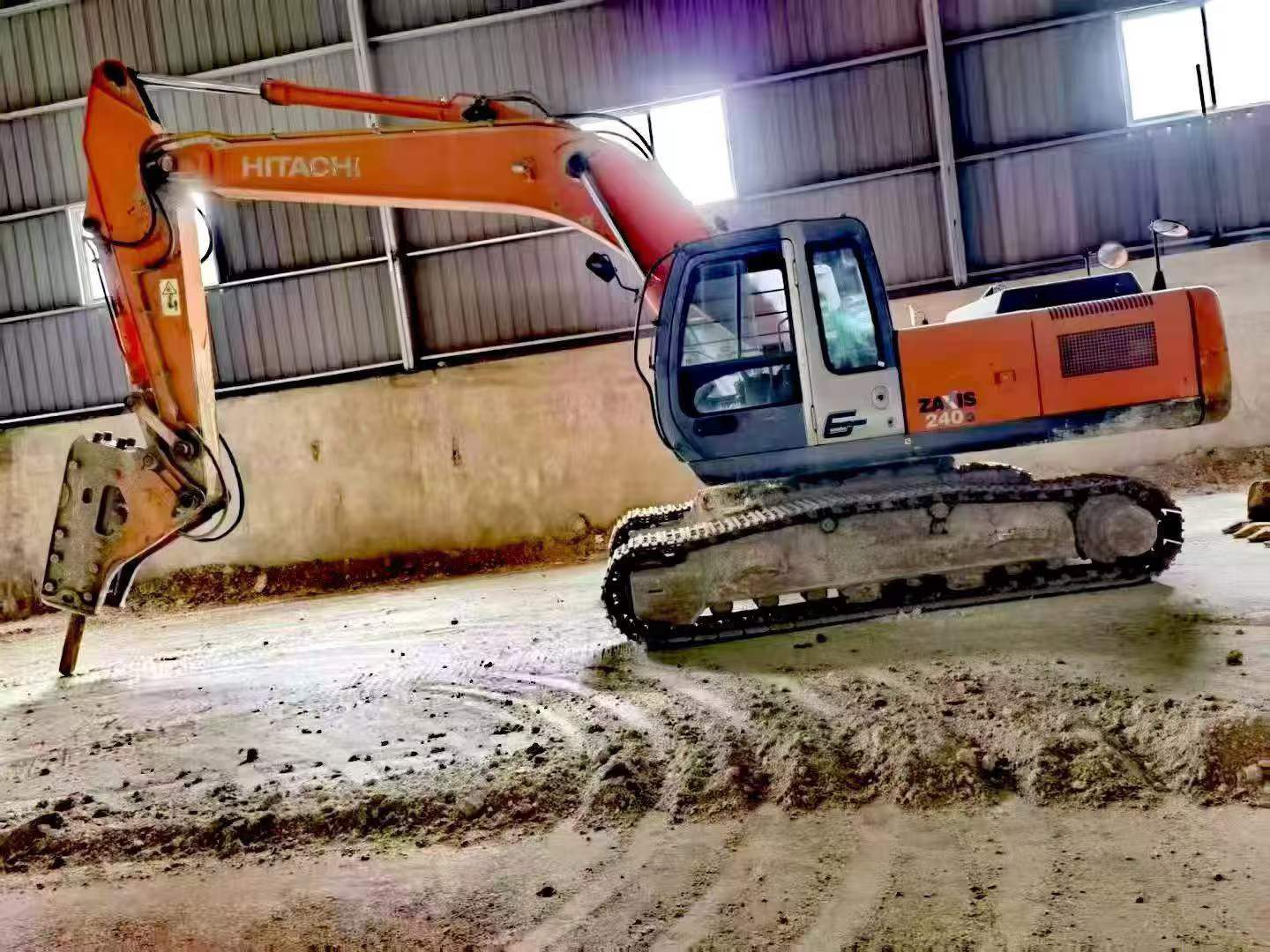 Buy Hitachi EX240-3 Used Excavator / 2