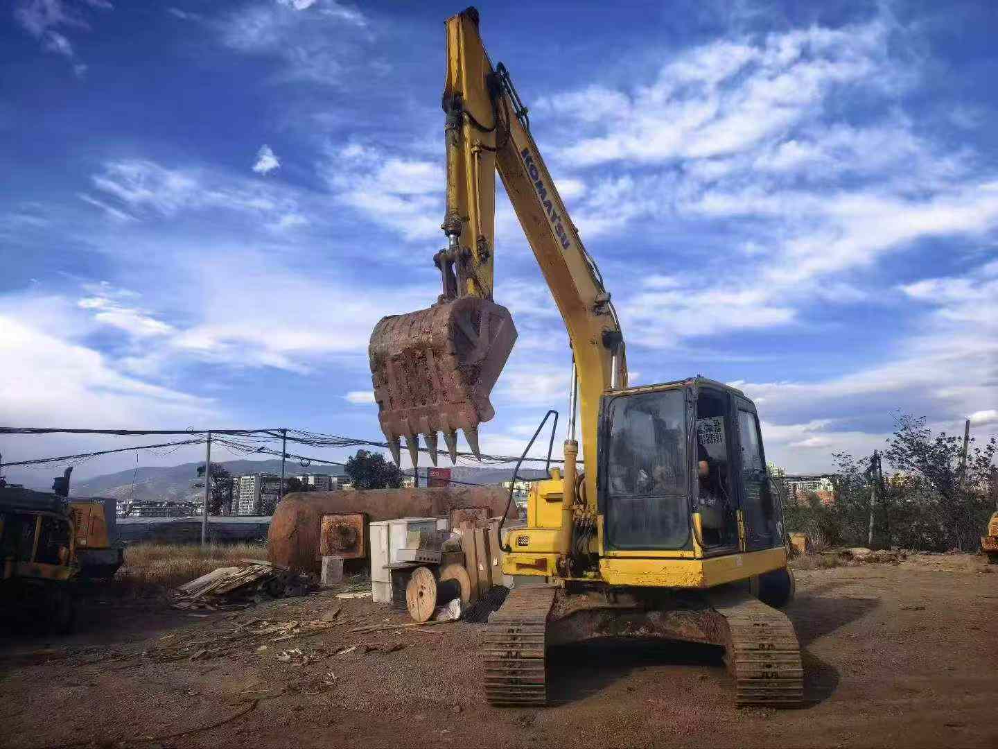Buy Komatsu PC130-8 Used Excavator / 9