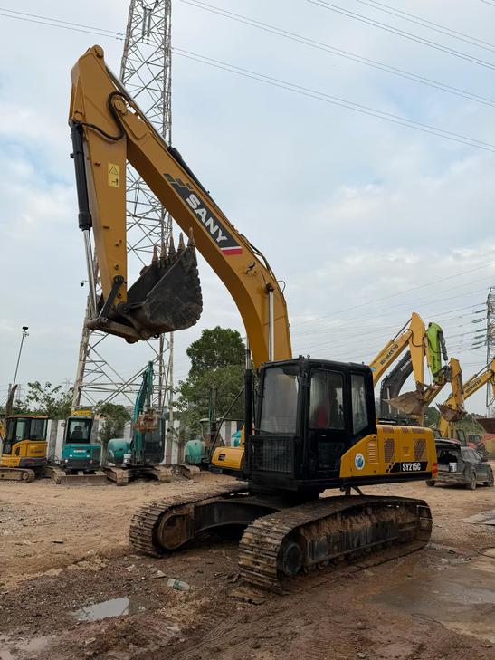 Buy Sany SY215C Used Excavator / 1