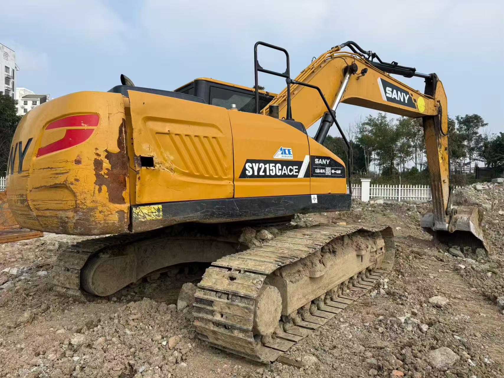 Buy Sany SY215C Used Excavator / 7