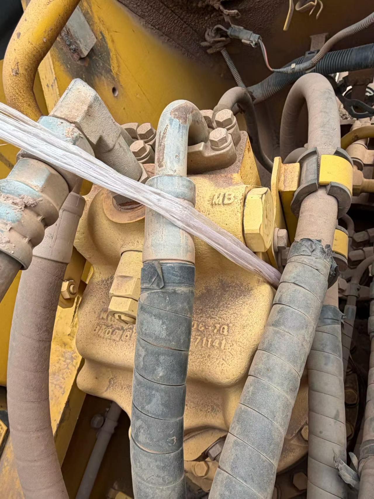 Купить Подержанный Экскаватор Komatsu PC220-8 / 5
