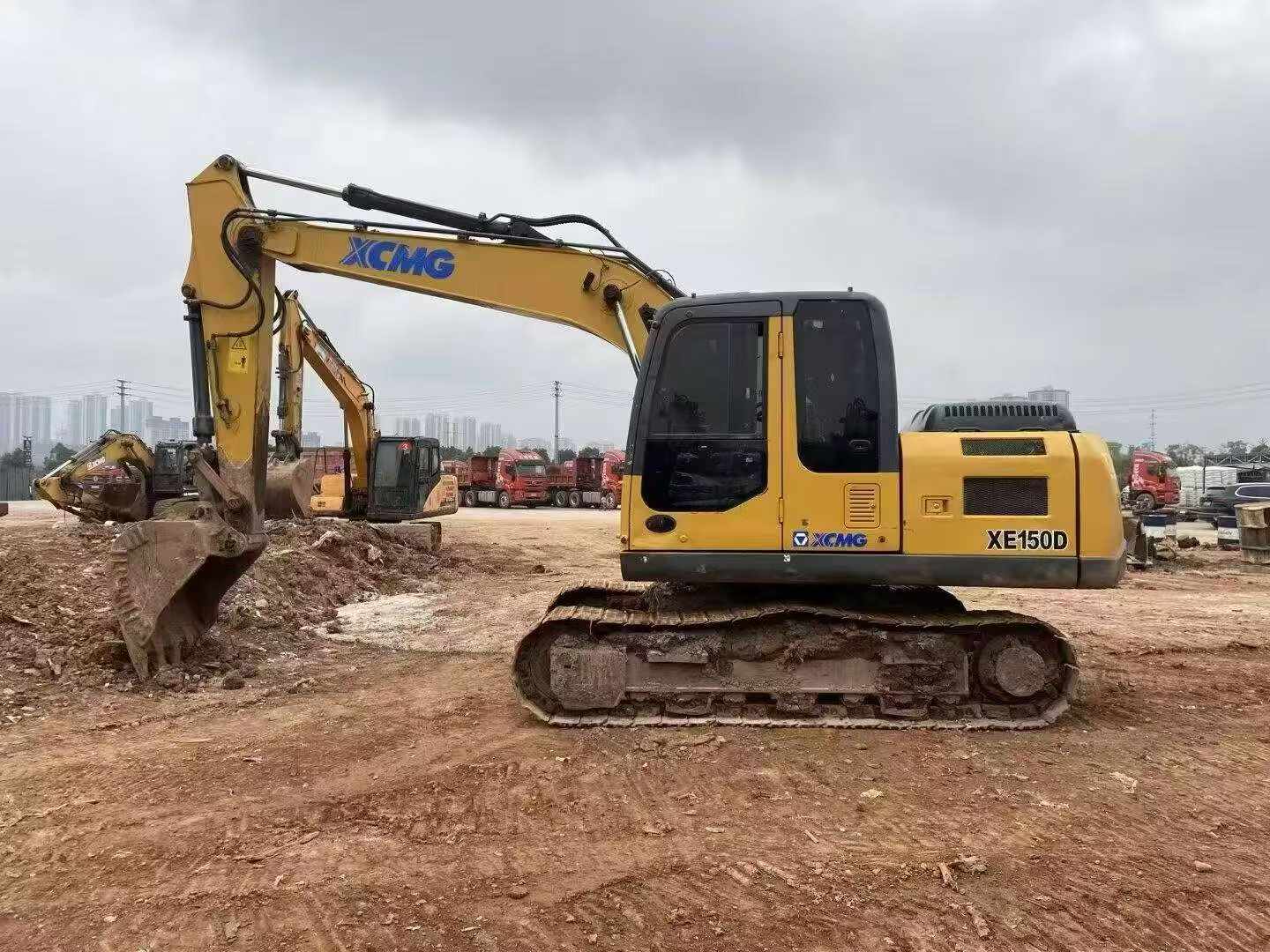 Buy XCMG XE135B Used Excavator / 1