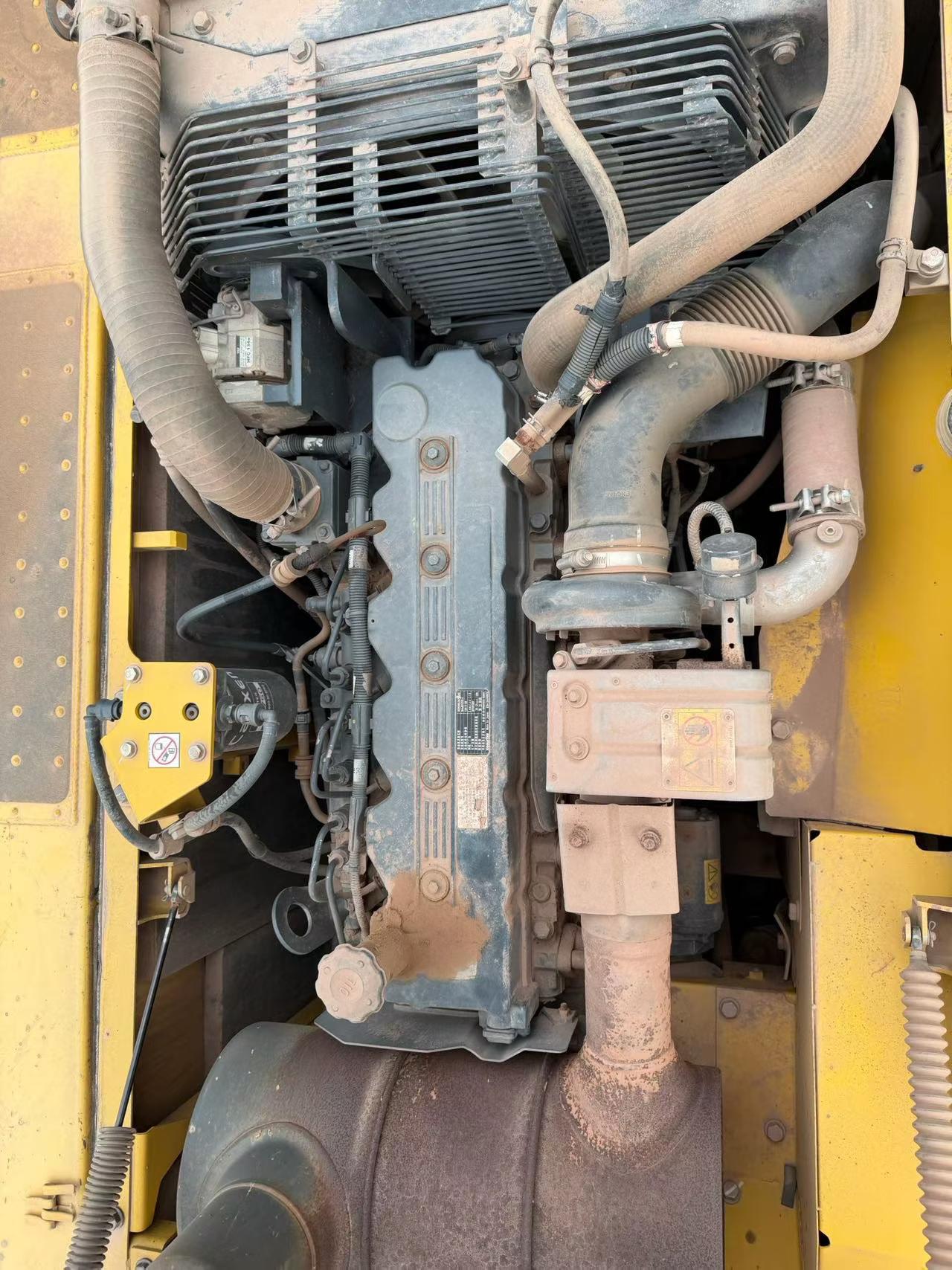 Купить Подержанный Экскаватор Komatsu PC220-8 / 8