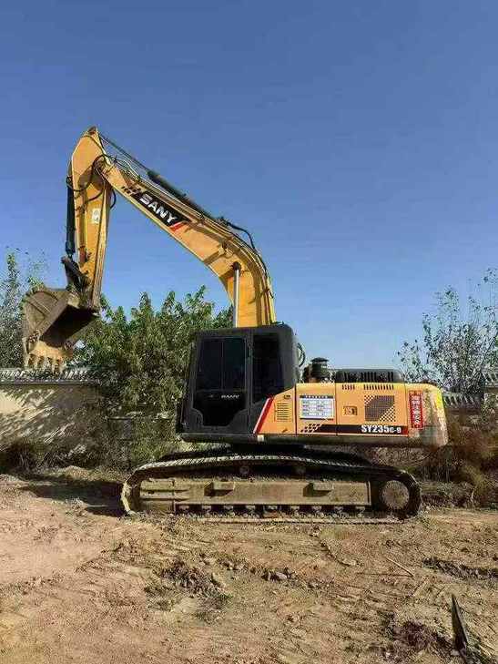 Buy Sany SY235C-8 Used Excavator / 1