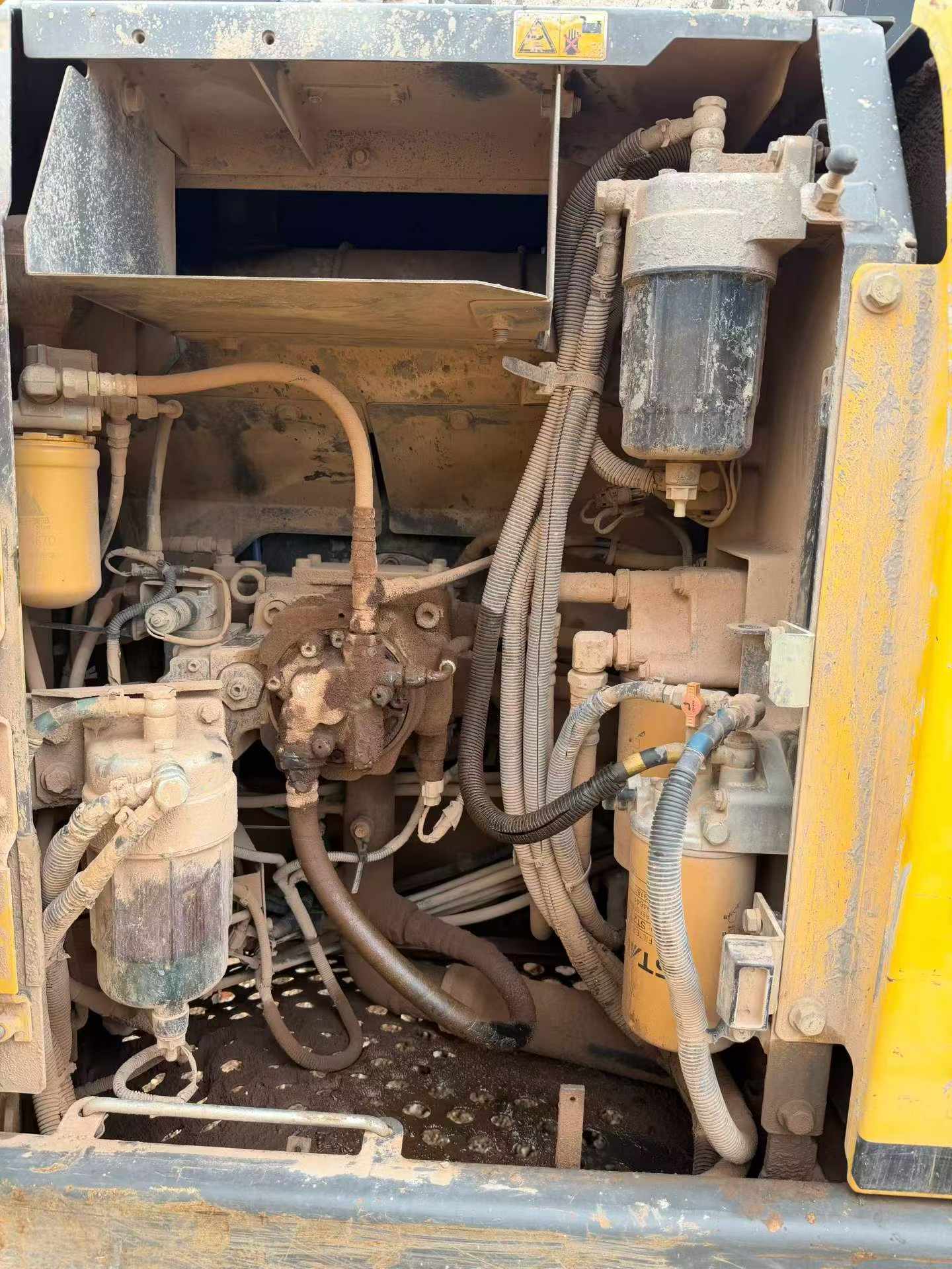Buy Sumitomo SH130-3 Used Excavator / 4