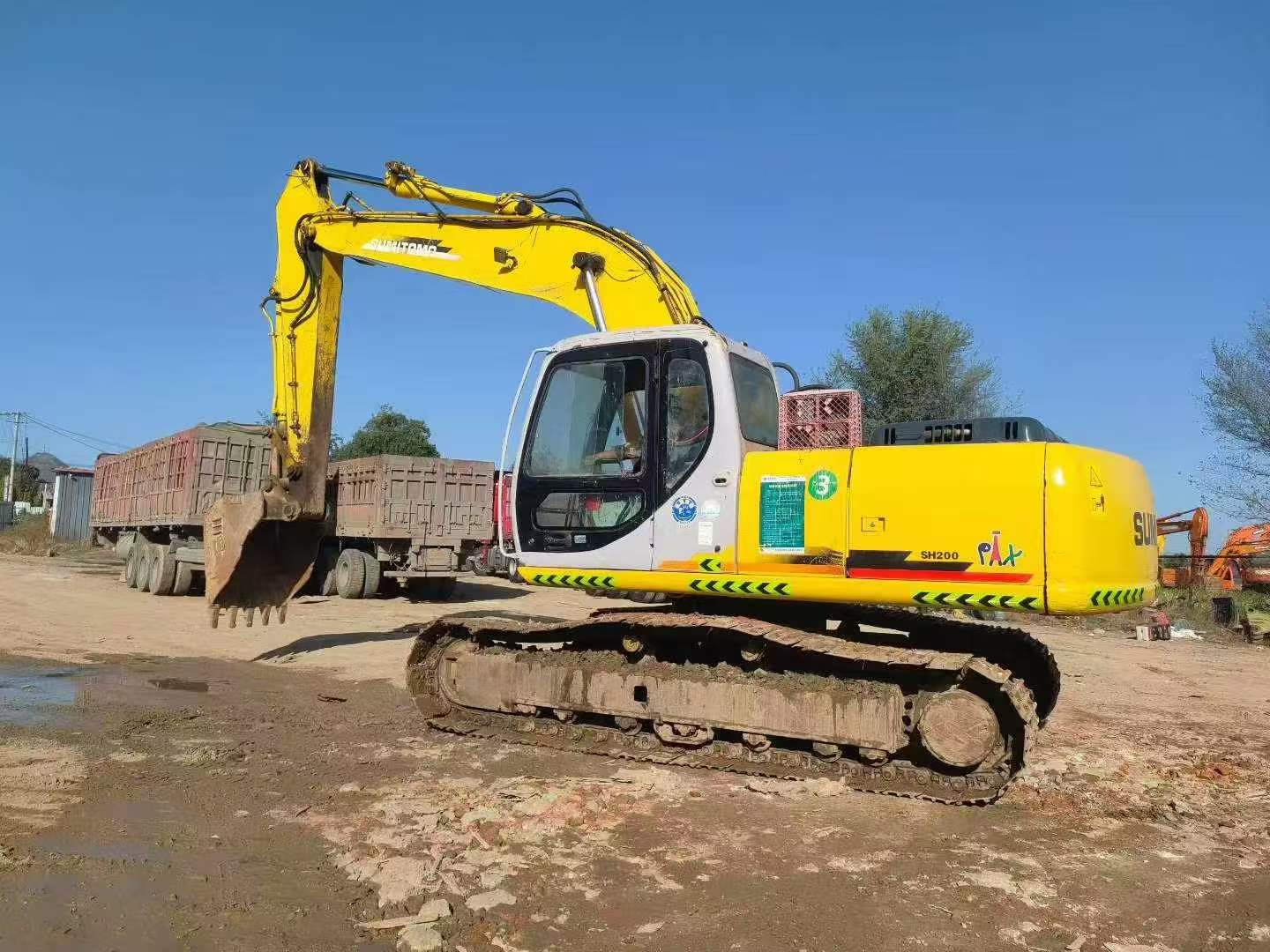 Buy Sumitomo SH200 Used Excavator / 2