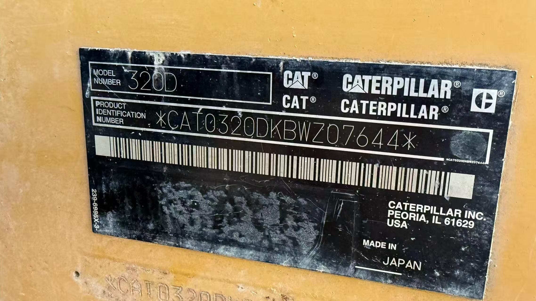 Buy Caterpillar 320D Used Excavator / 3