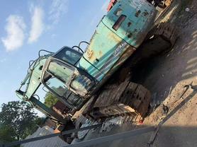 Buy Kobelco SK200-6 Used Excavator / 5 Buy Kobelco SK200-6 Used Excavator / 5