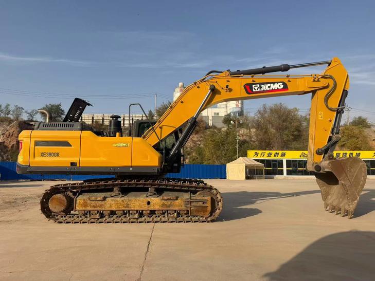 Buy XCMG XE380K Used Excavator / 1