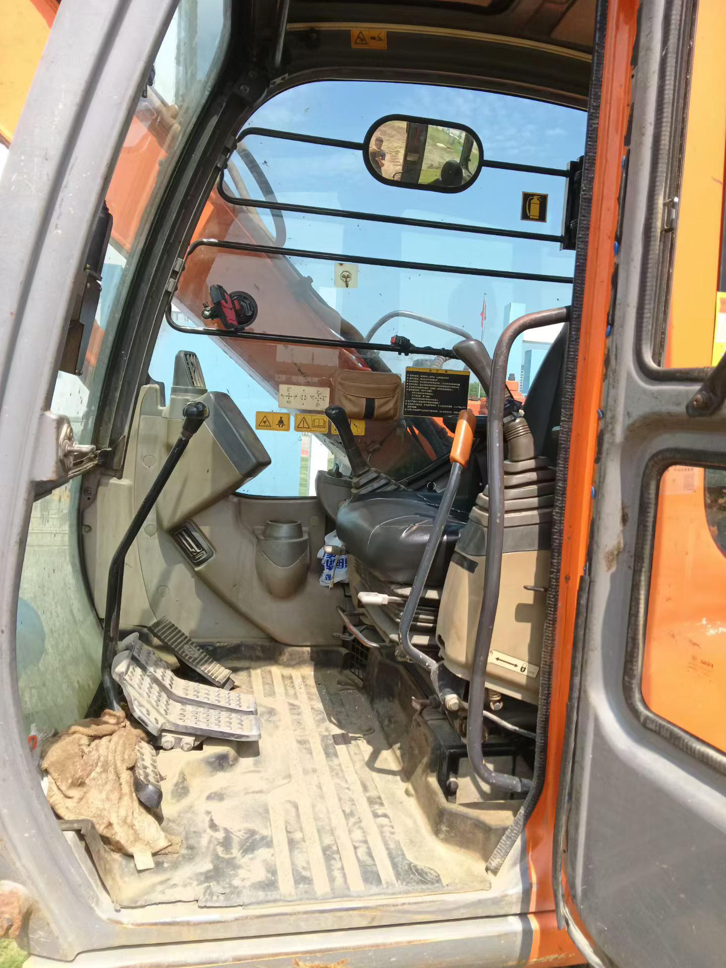 Buy Hitachi EX70 Used Excavator / 9