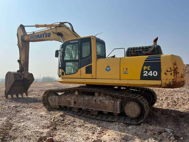 Buy Komatsu PC360-7 Used Excavator / 1