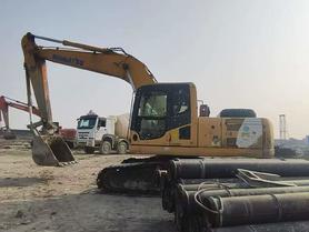 Buy Komatsu PC200 Used Excavator / 2 Buy Komatsu PC200 Used Excavator / 2