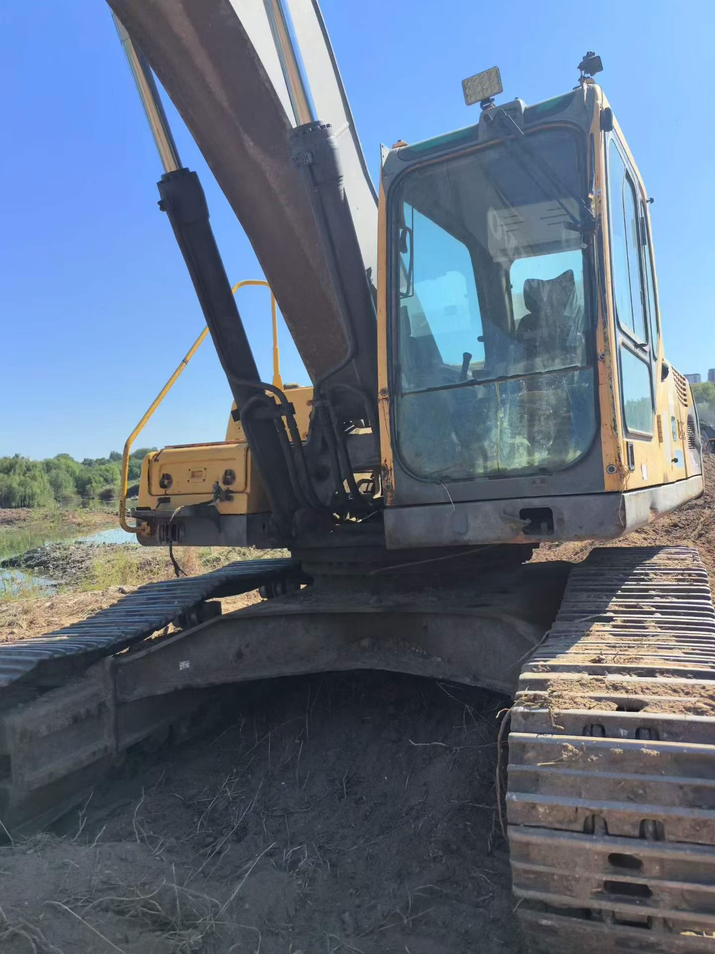 Buy Volvo EC290 Used Excavator / 5