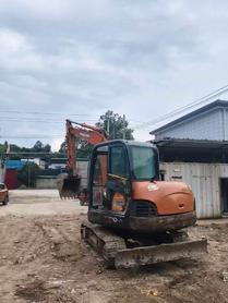 Buy Doosan DH60-7 Used Excavator / 9 Buy Doosan DH60-7 Used Excavator / 9