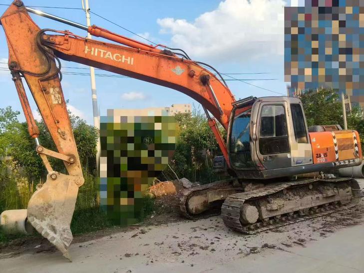 Buy Hitachi ZX200-3G Used Excavator / 1
