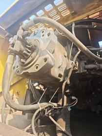 Buy Sumitomo SH700LHD-5 Used Excavator / 3 Buy Sumitomo SH700LHD-5 Used Excavator / 3