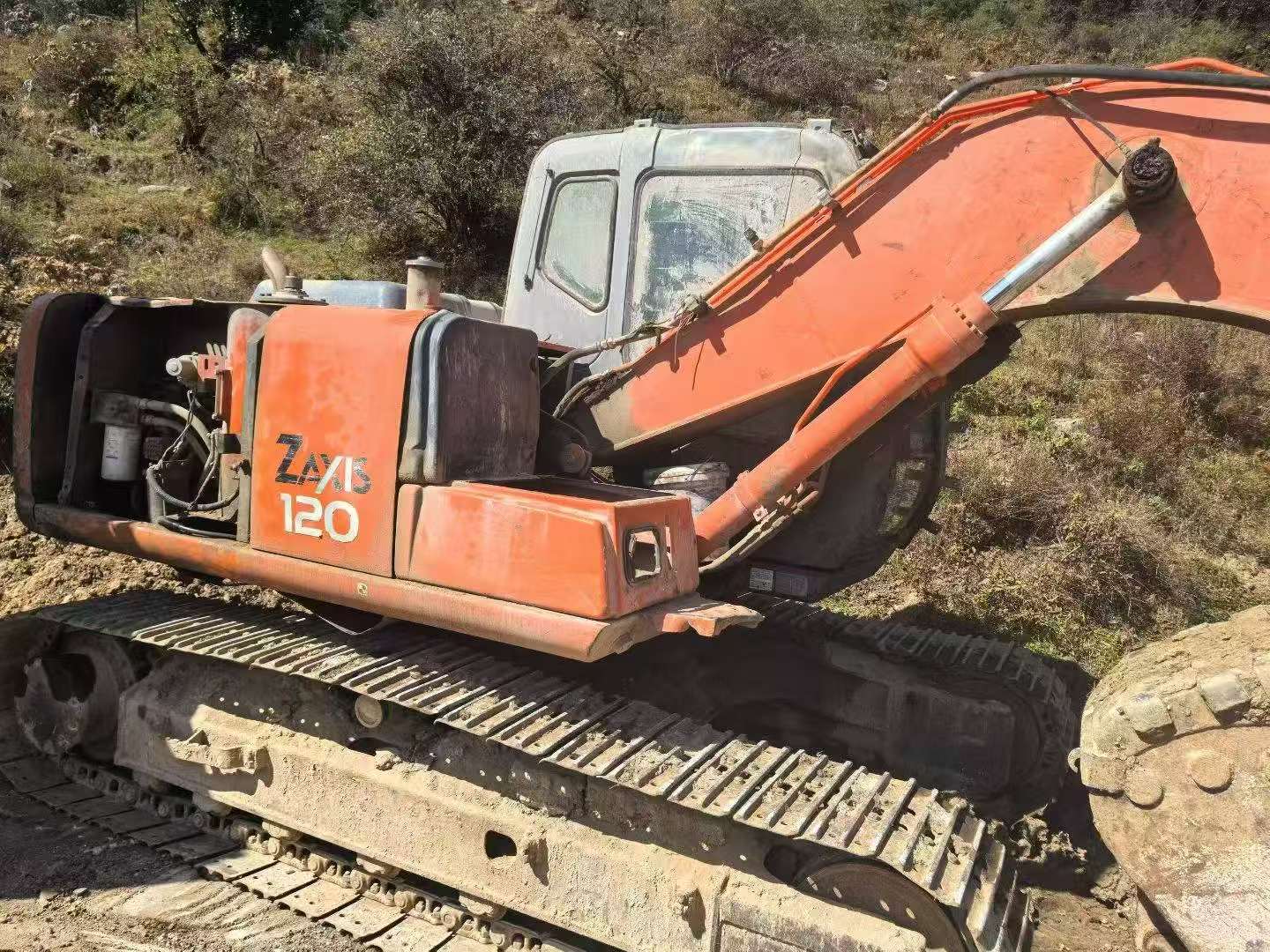 Buy Hitachi EX120-6 Used Excavator / 5
