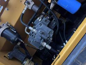 Buy XCMG XE205DA Used Excavator / 4 Buy XCMG XE205DA Used Excavator / 4