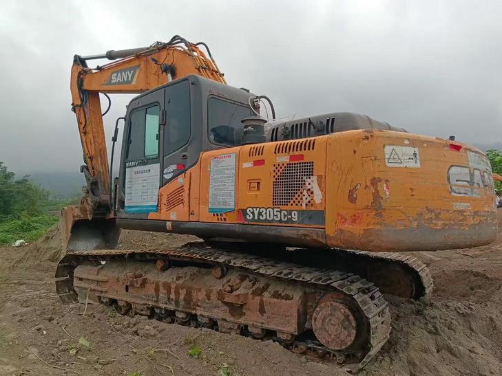Buy Sany SY235C Used Excavator / 1