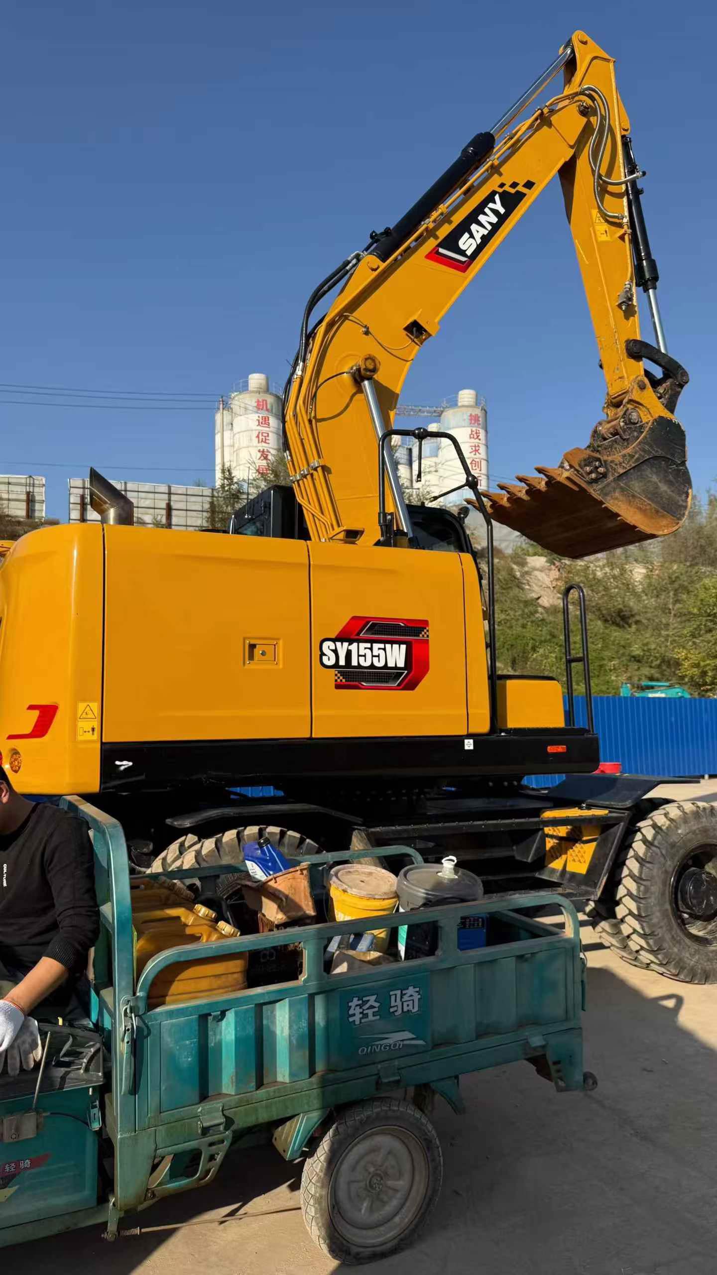 Buy Sany SY155C Used Excavator / 3