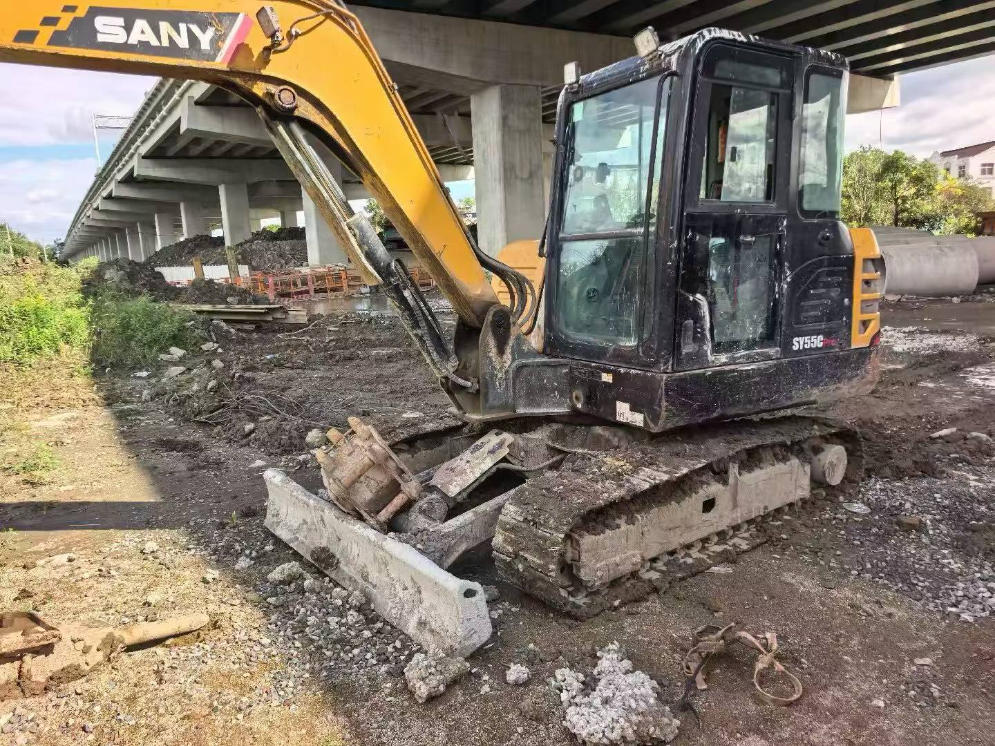 Buy Sany SY55 Used Excavator / 5