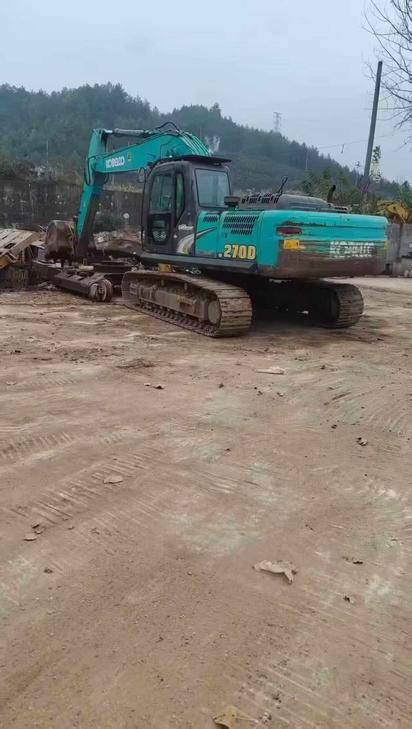 Buy Kobelco SK270D Used Excavator / 1
