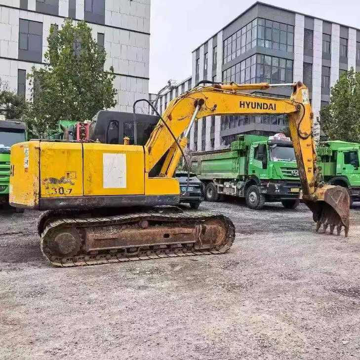 Buy Hyundai 110LVS Used Excavator / 1