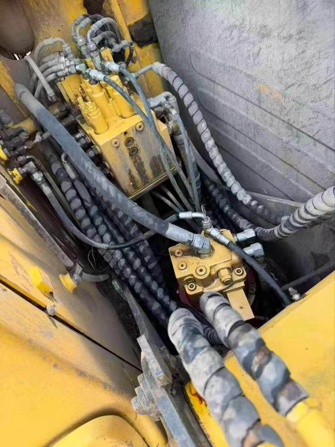 Buy Hyundai R80G Used Excavator / 5