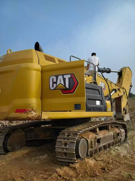 Buy Caterpillar 349E Used Excavator / 1