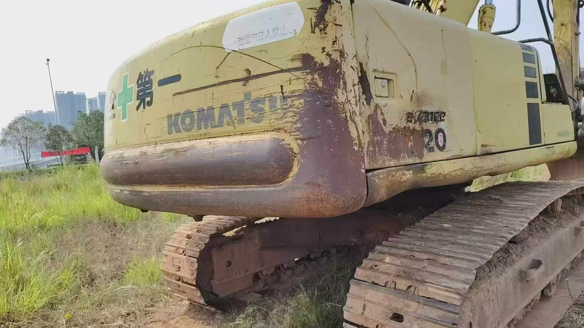 Buy Komatsu PC200-6E Used Excavator / 2