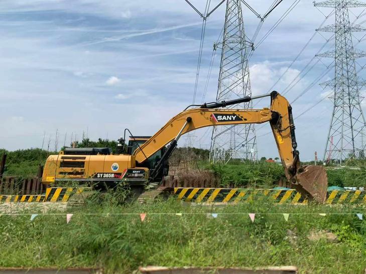 Buy Sany SY365C Used Excavator / 1