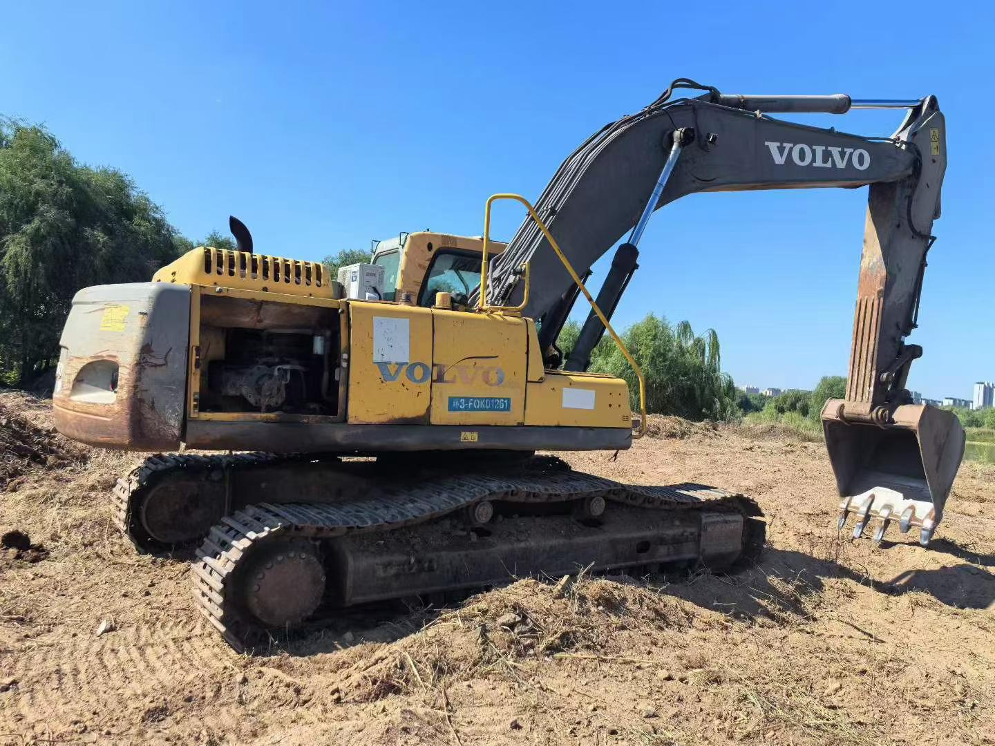 Buy Volvo EC290 Used Excavator / 3