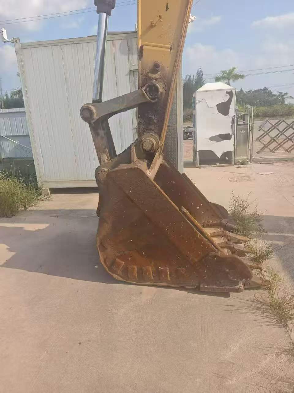 Buy XCMG XE270DK Used Excavator / 8