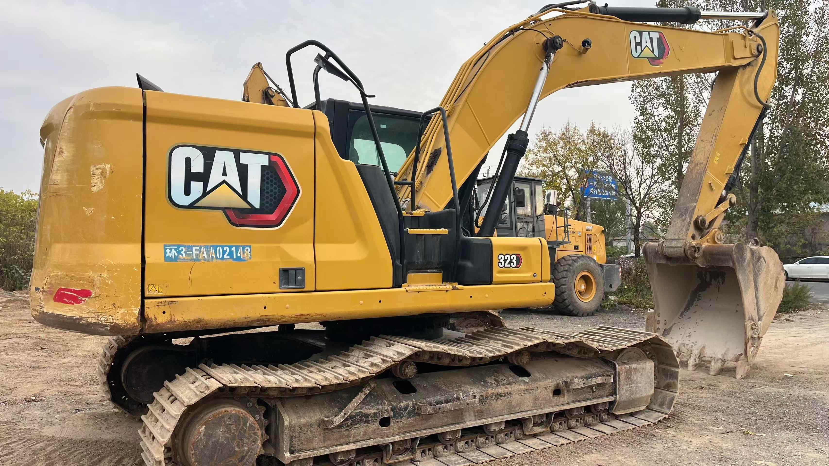 Compre Excavadora Caterpillar 323 Usada / 2