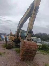 Buy Komatsu PC210-8 Used Excavator / 3 Buy Komatsu PC210-8 Used Excavator / 3