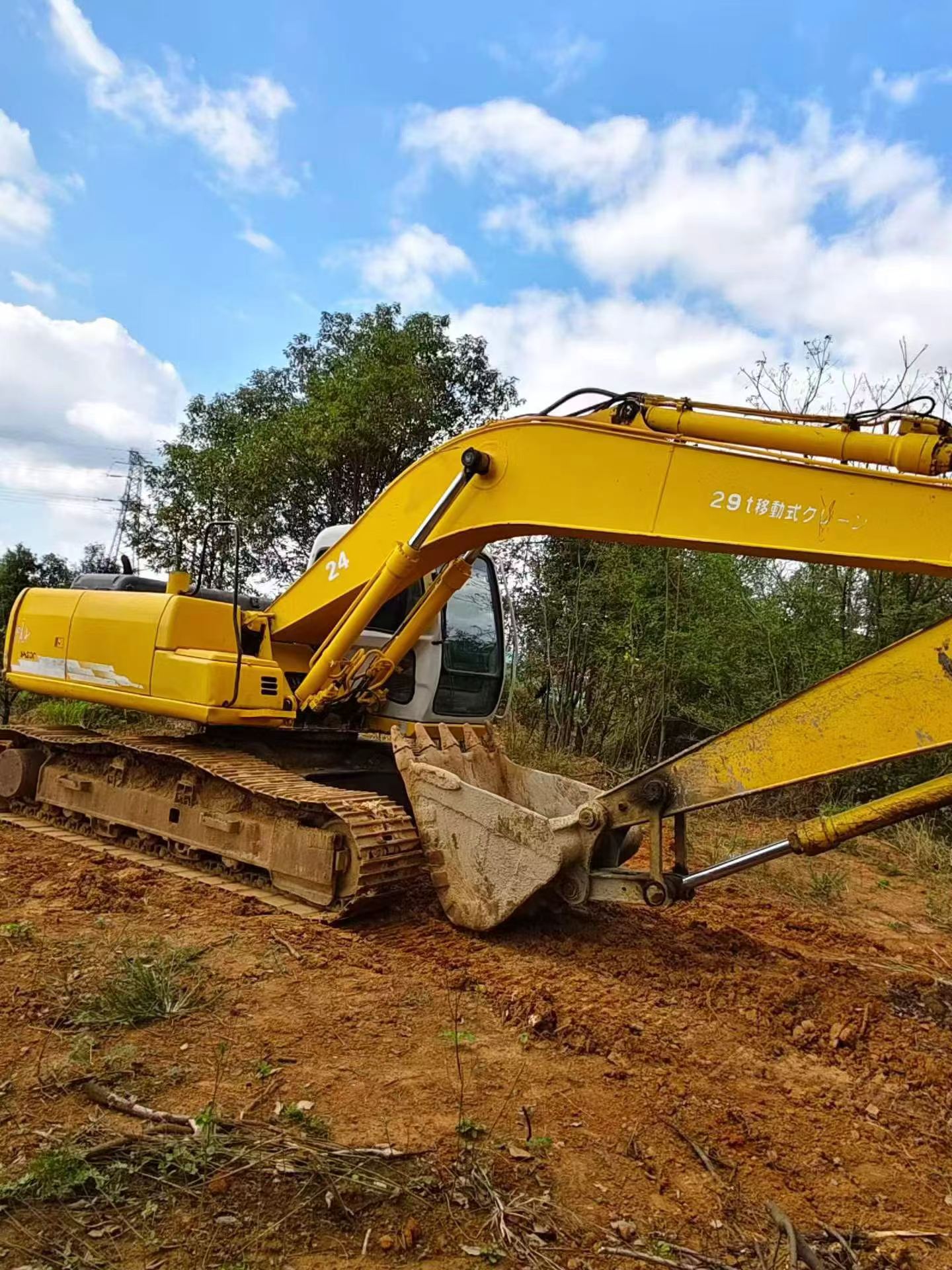 Buy Sumitomo SH200A3 Used Excavator / 8