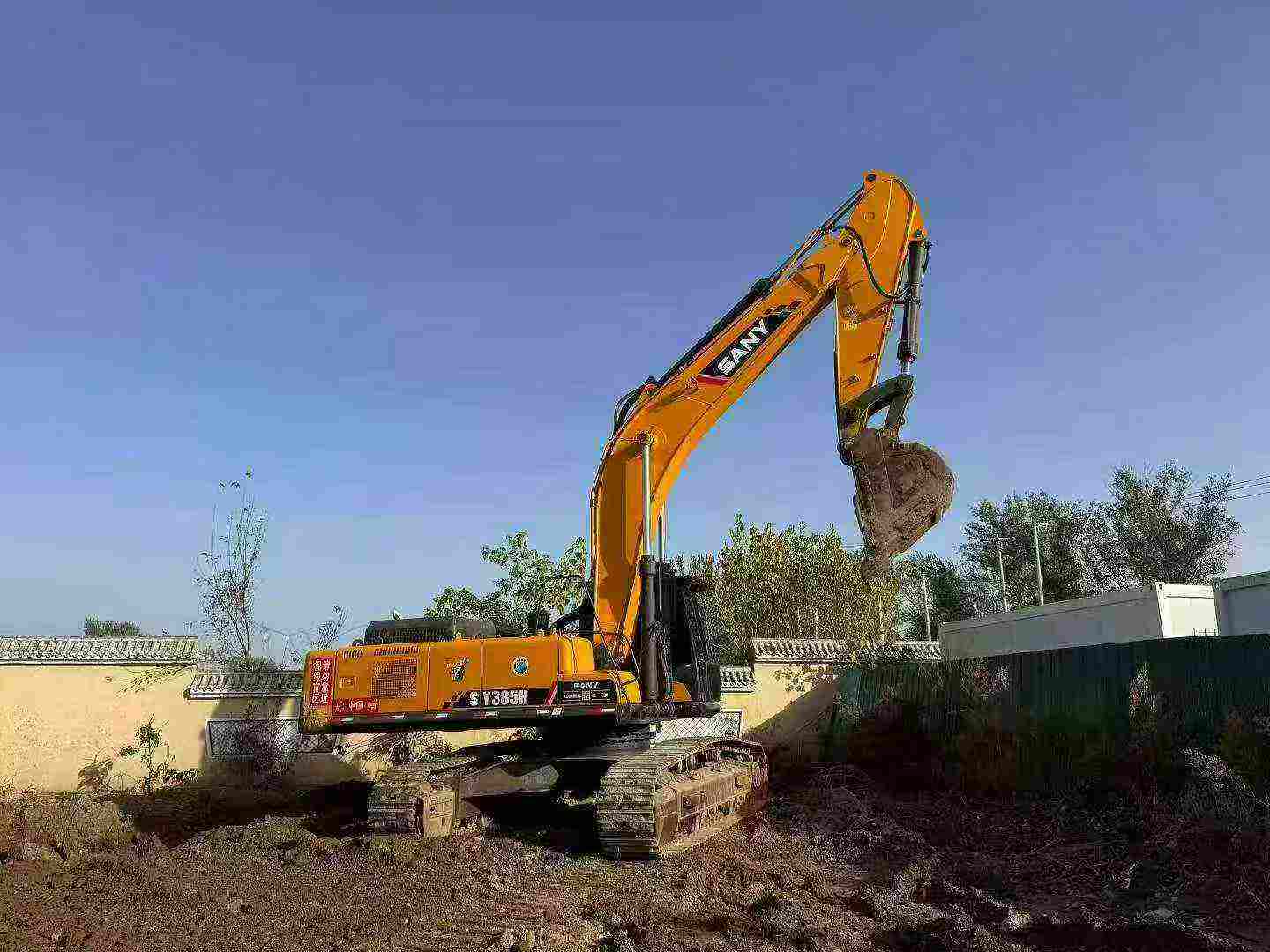 Buy Sany SY385C Used Excavator / 3