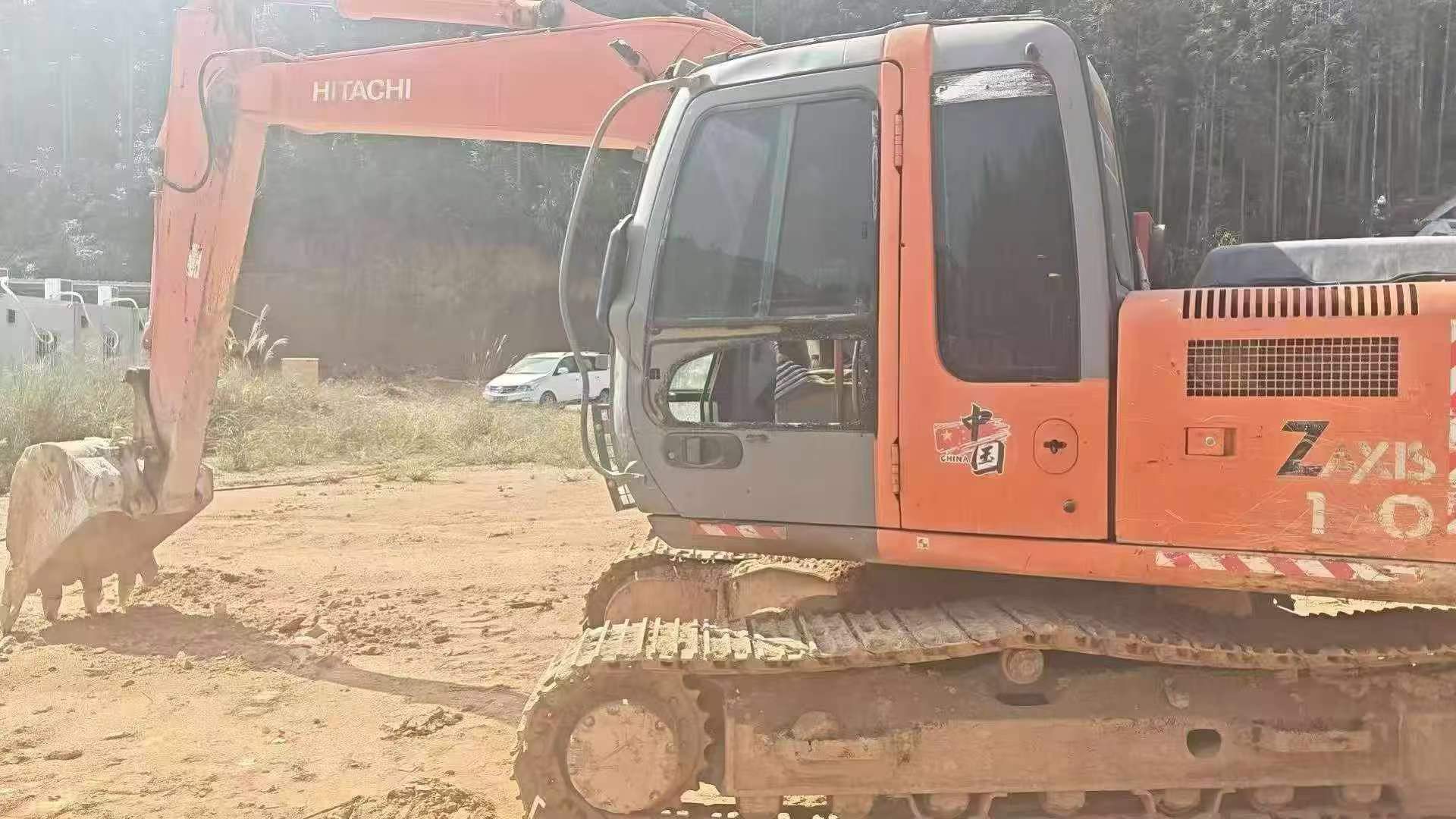 Buy Hitachi EX120-6 Used Excavator / 2