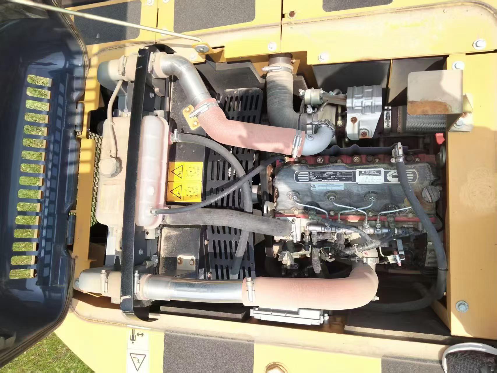 Buy XCMG XE135B Used Excavator / 7