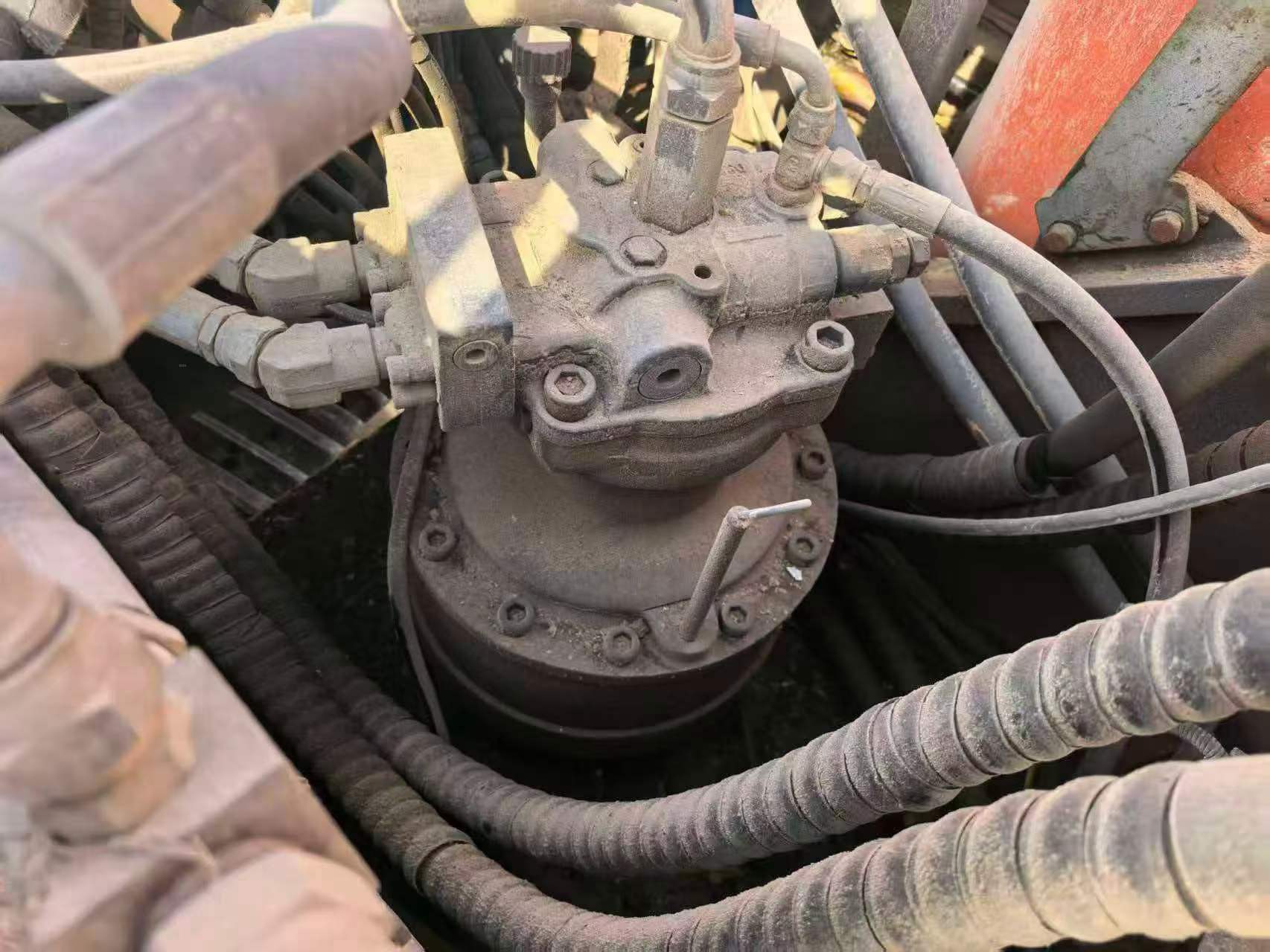 Buy Doosan DX260LC Used Excavator / 4