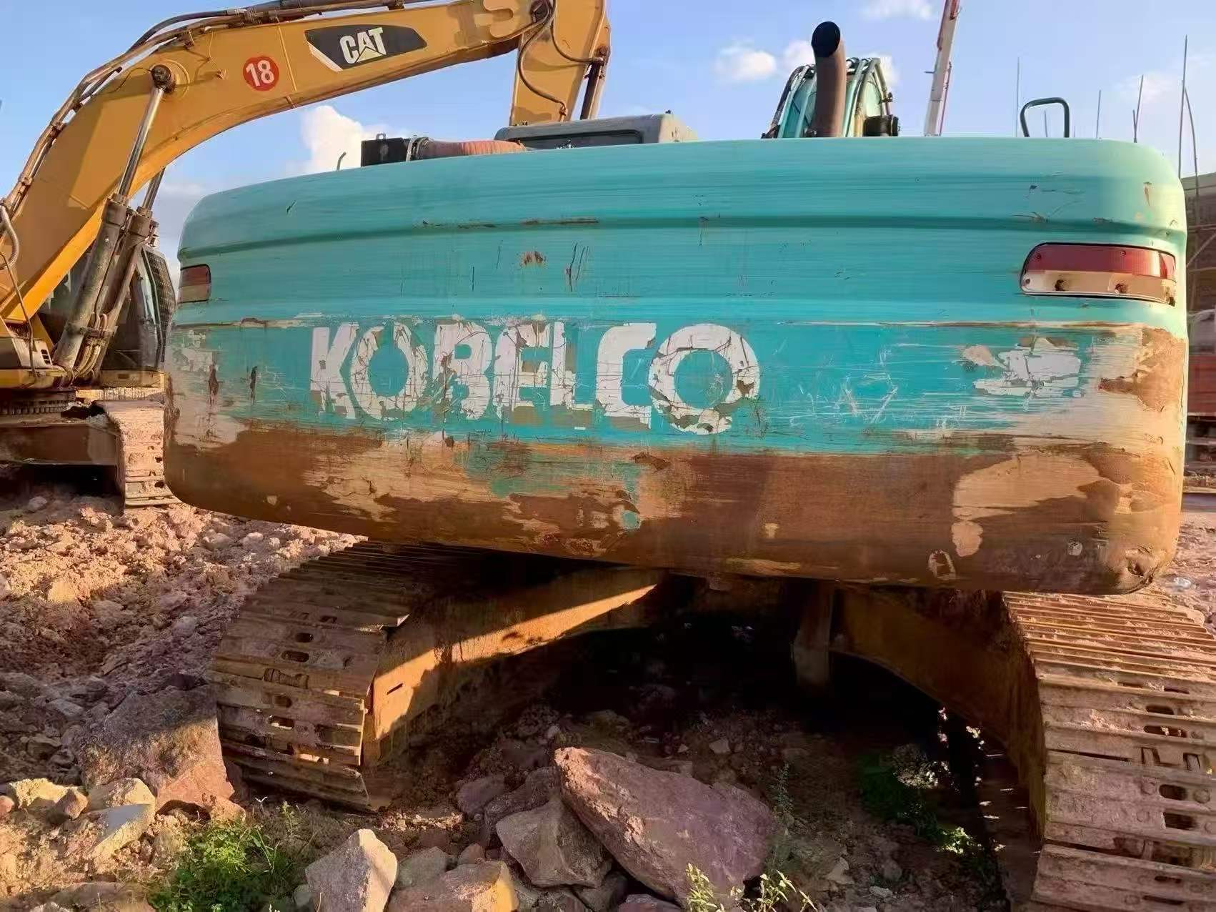 Buy Kobelco SK260 Used Excavator / 2