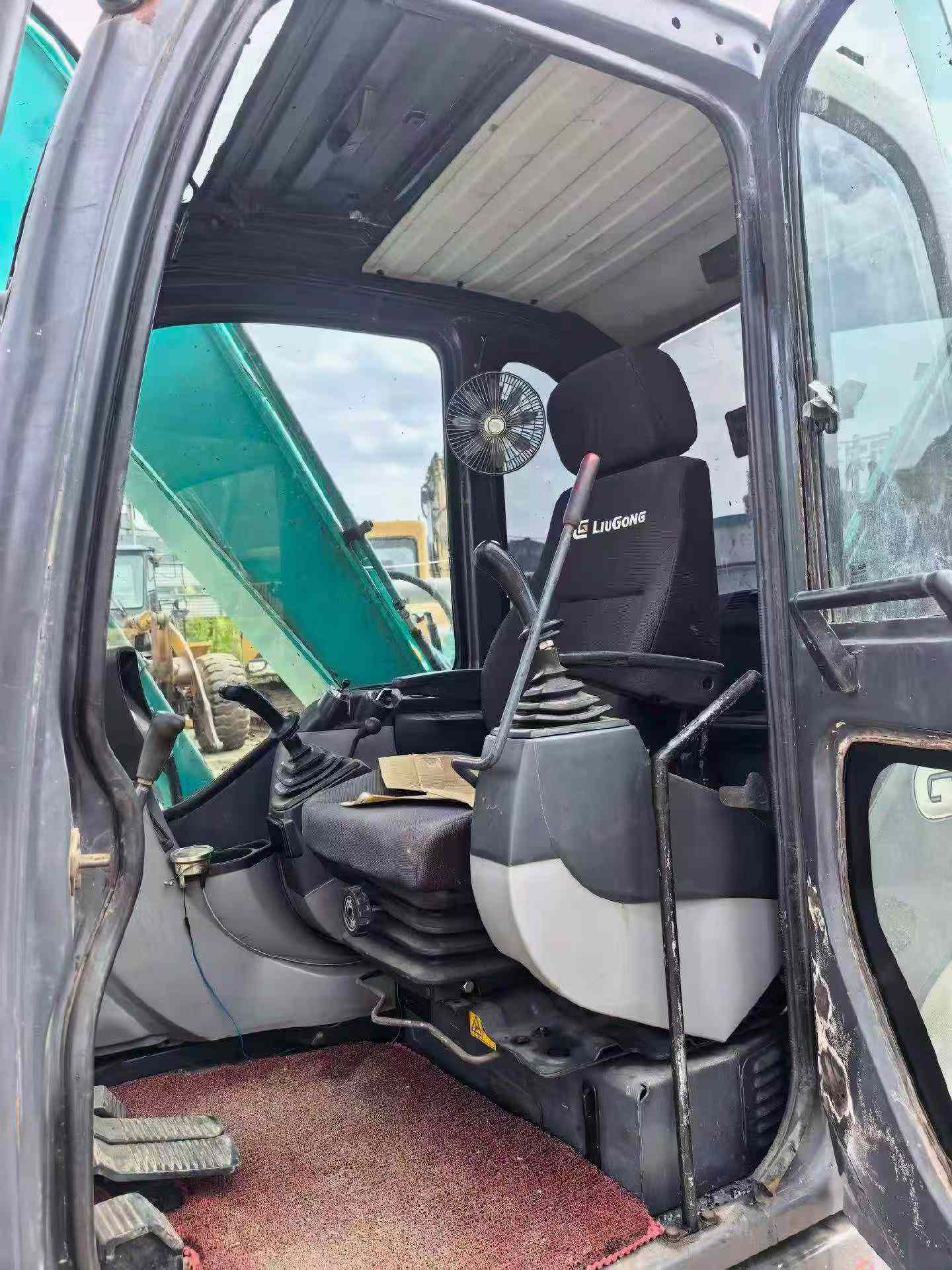 Buy Kobelco SK75 Used Excavator / 3