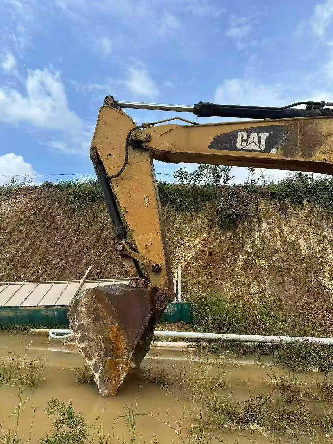 Buy Caterpillar 336E Used Excavator / 8