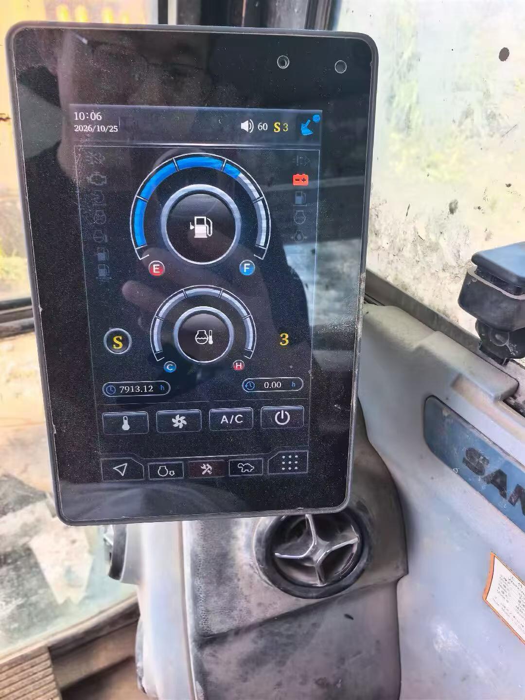 Buy Sany SY55 Used Excavator / 2