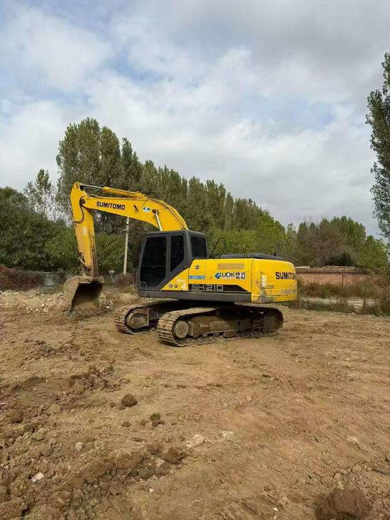 Buy Sumitomo SH210-5 Used Excavator / 1