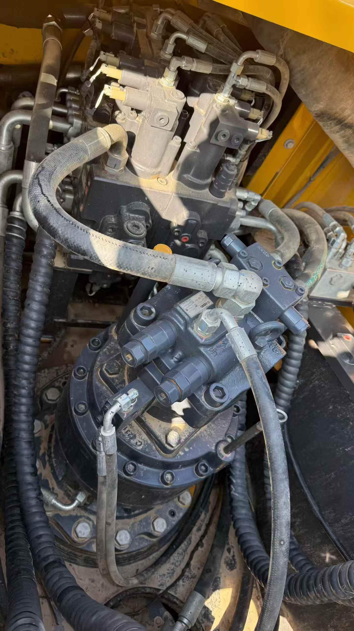 Buy XCMG XE200 Used Excavator / 7