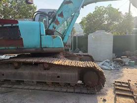 Buy Kobelco SK200-6 Used Excavator / 2 Buy Kobelco SK200-6 Used Excavator / 2