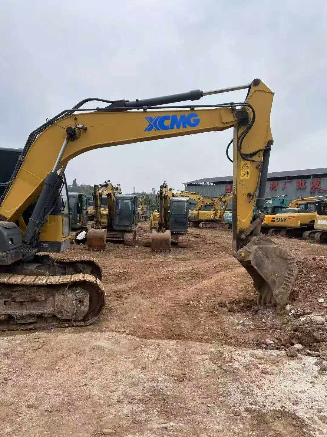 Buy XCMG XE135B Used Excavator / 5 Buy XCMG XE135B Used Excavator / 5