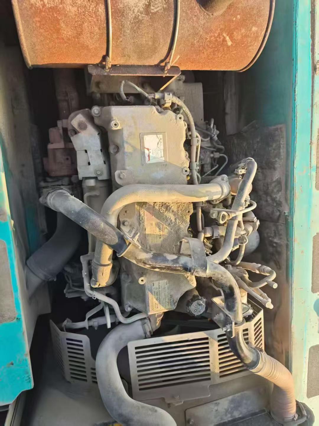 Buy Kobelco SK200 Used Excavator / 2