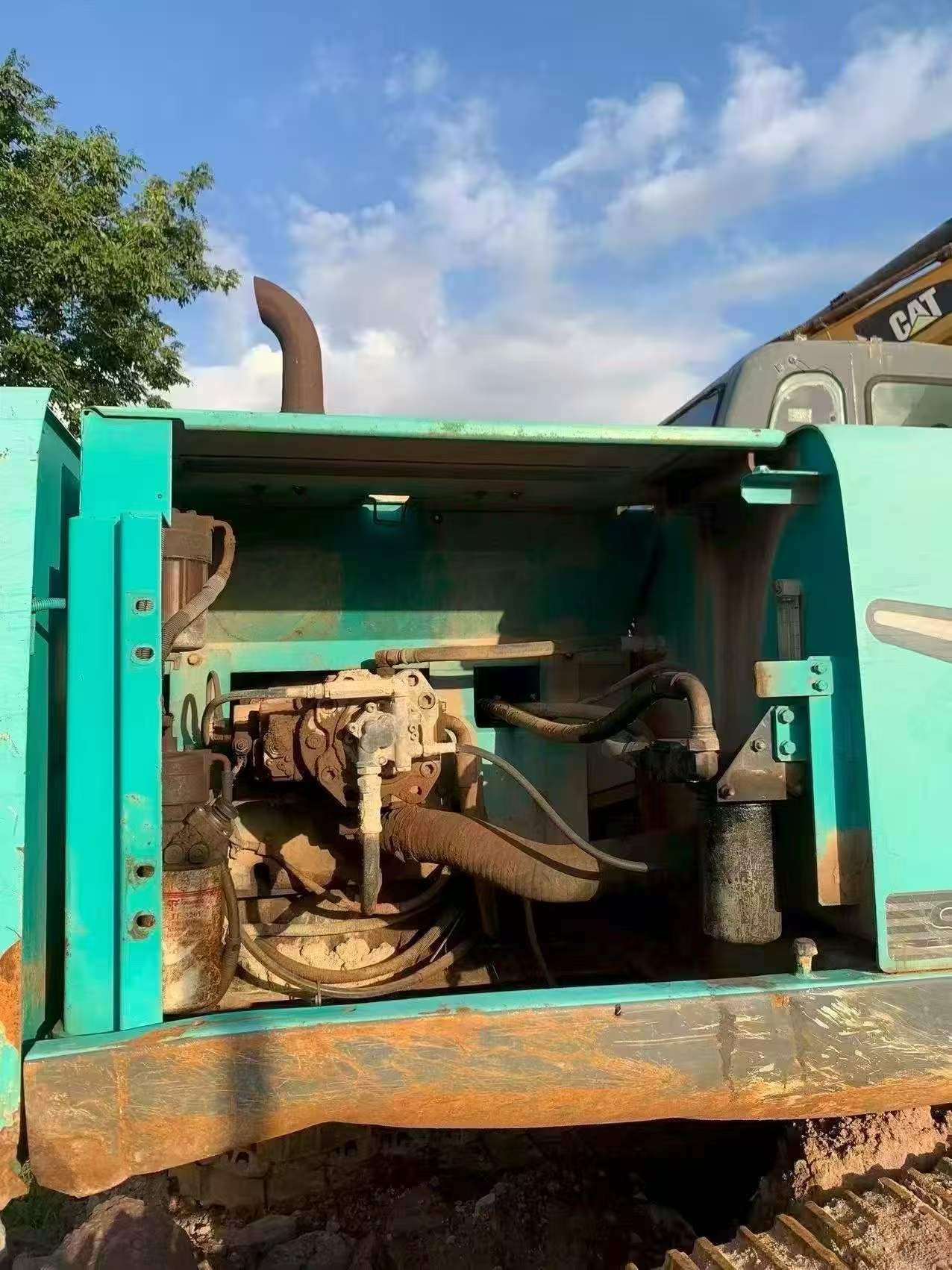 Buy Kobelco SK260 Used Excavator / 6